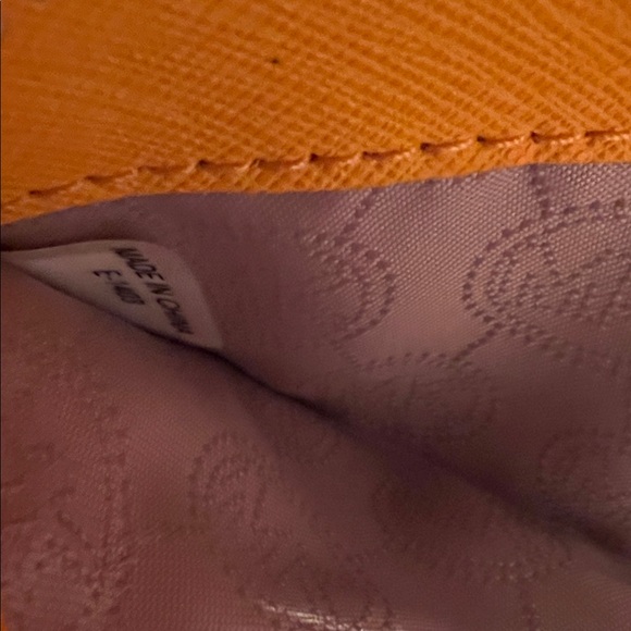 Michael Kors Marigold Wristlet Wallet with removable Wristlet  attachment EUC - Picture 8 of 12